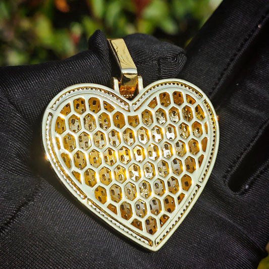 Iced Out Heart Pendant Necklace Unisex
