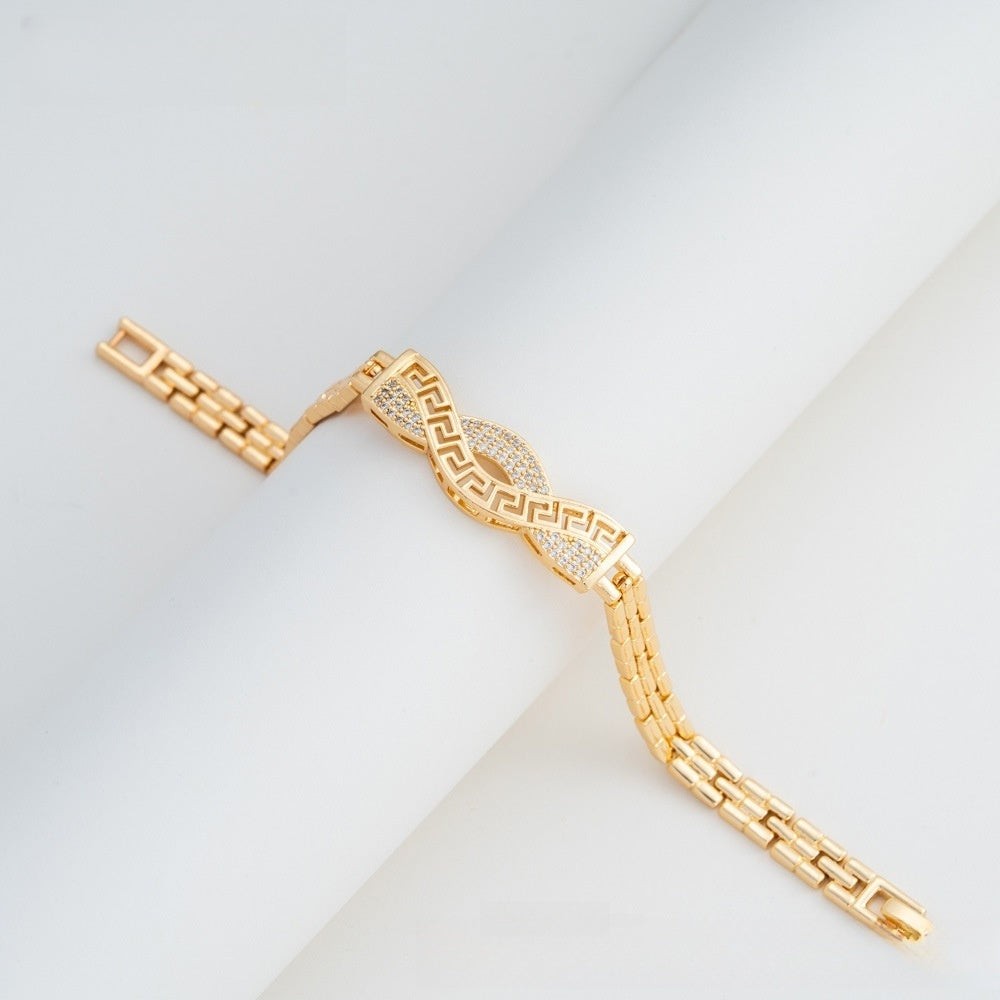 Camellia Link Bracelet for Women product image
