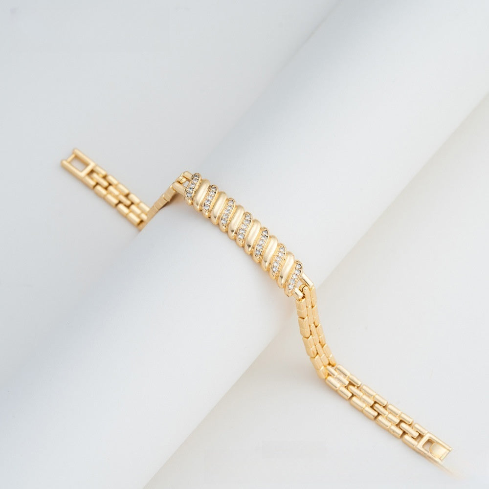 Elegant Camellia Chain Bracelet for Women & Men - Gold Plated Copper Fashion Bangle Gift Jewelry 2026