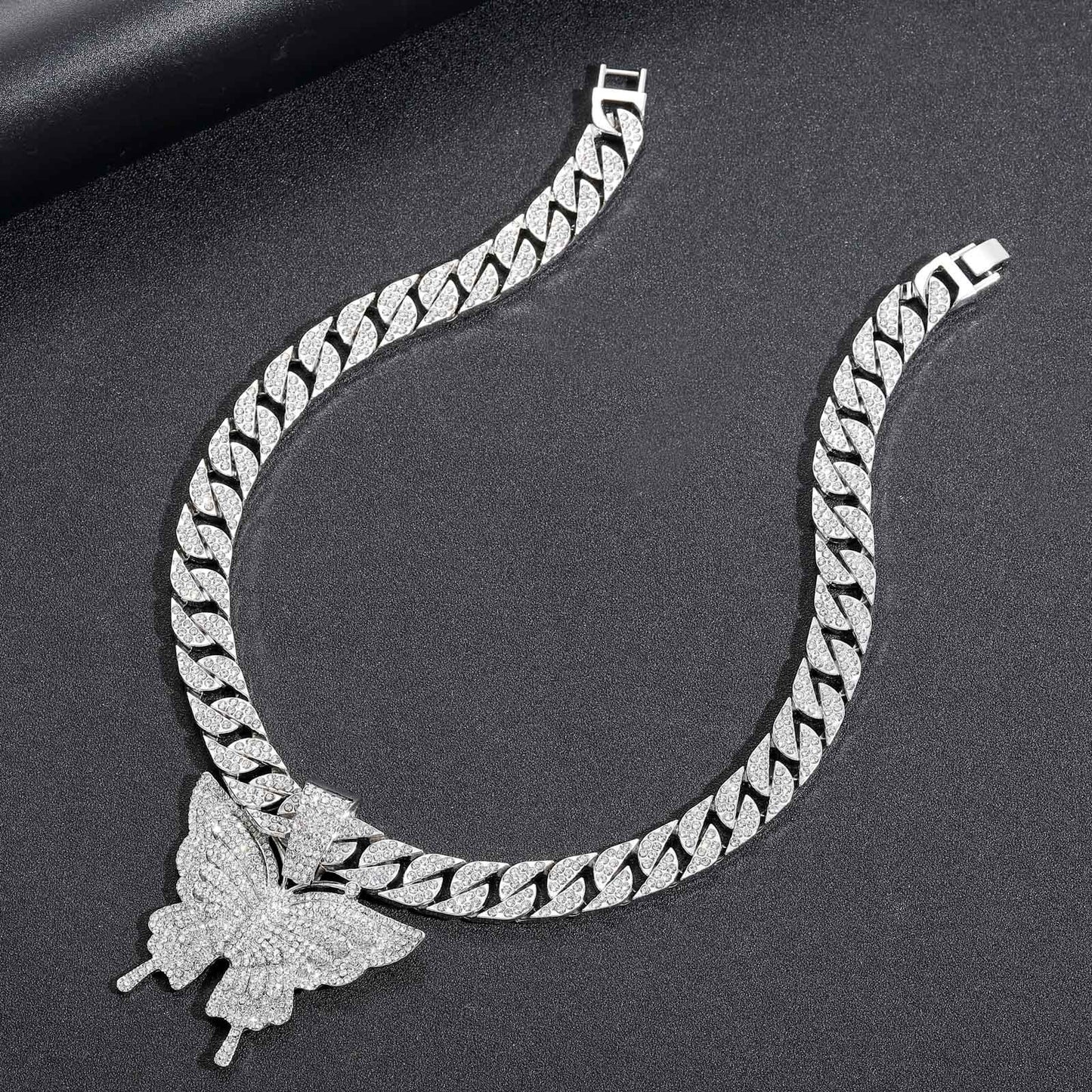 Butterfly Cuban Link Alloy Pendant Necklace for Men and Women