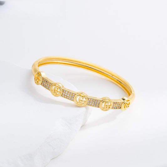 Golden Gc Lv Logo Bracelet for Women