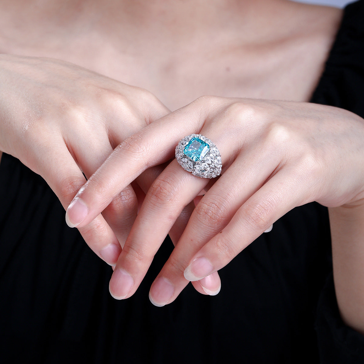Blue Square Halo Ring for Women, 5 Carat Look, S925 Silver with 18K Gold-Plated Finish product image