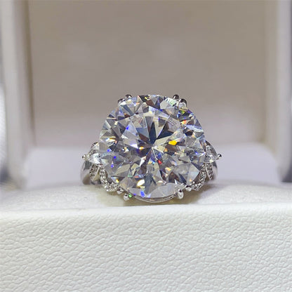 10 Carat Moissanite Round Cut Ring with Side Stone Detail, U Shape Geometric Statement Ring for Women