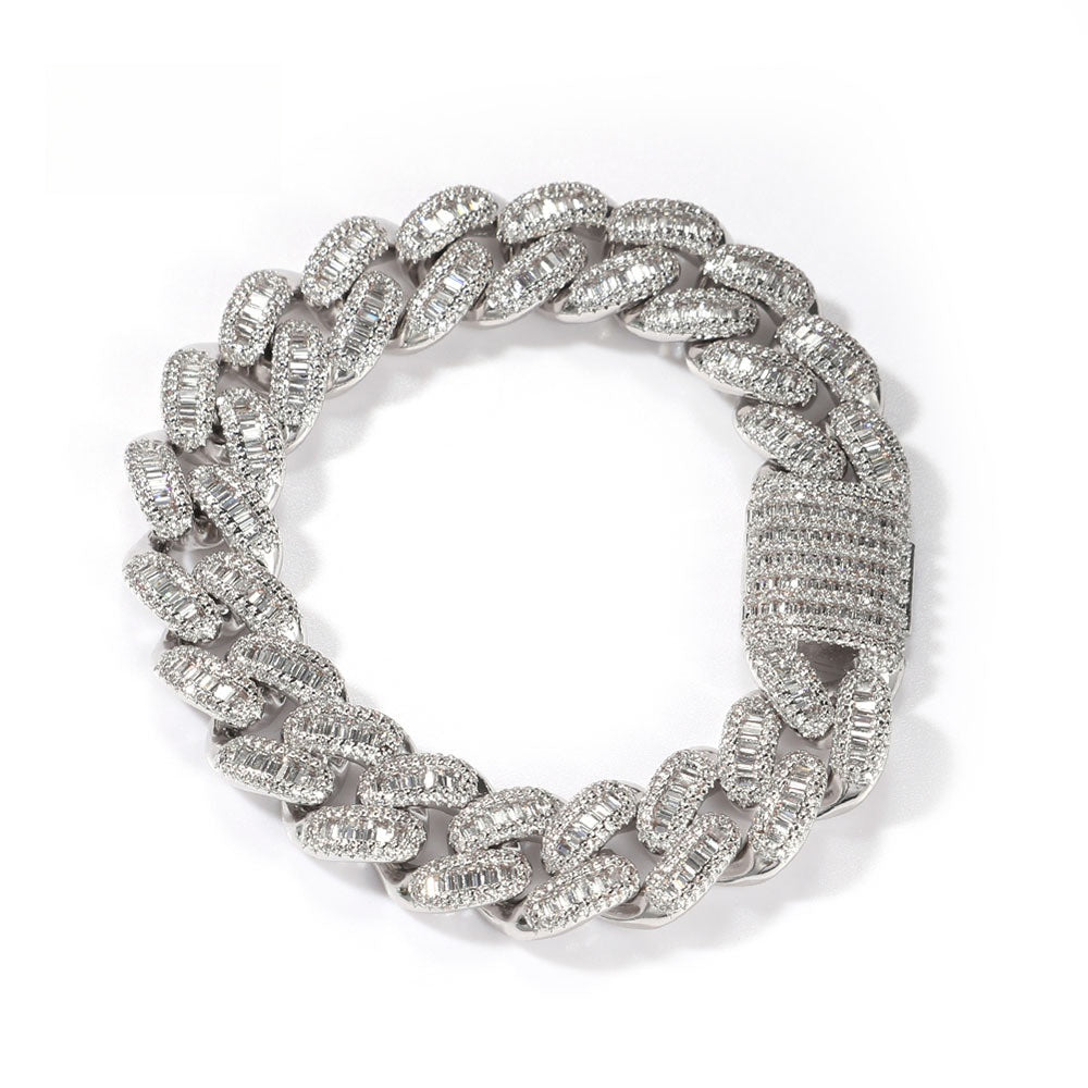 Iced Out Cuban Link Bracelet with Cubic Zirconia – Unisex Statement Chain Bracelet in Gold or Silver, 7 Inch & 8 Inch