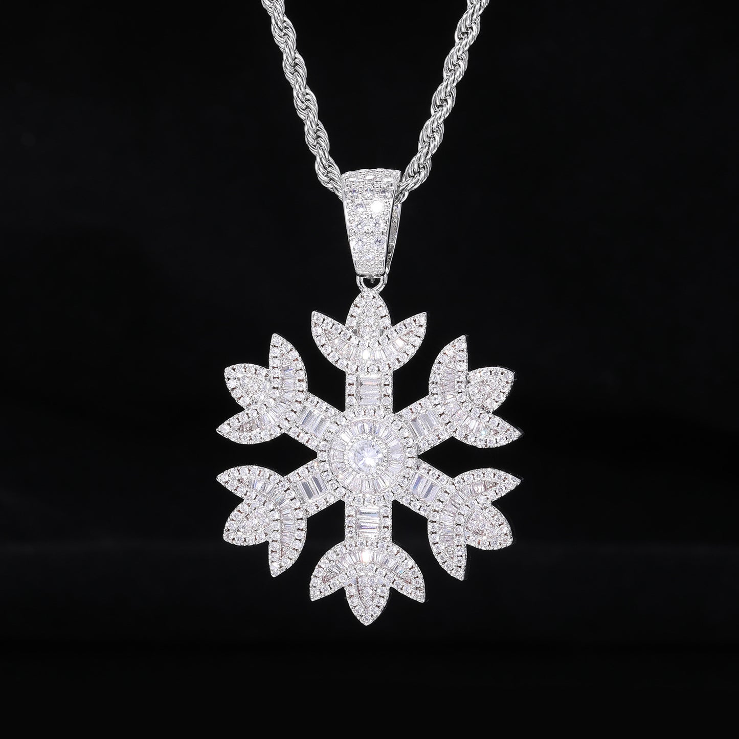 Iced Out Snowflake Pendant Necklace, Rope Chain, Zircon Hip Hop Jewelry product image