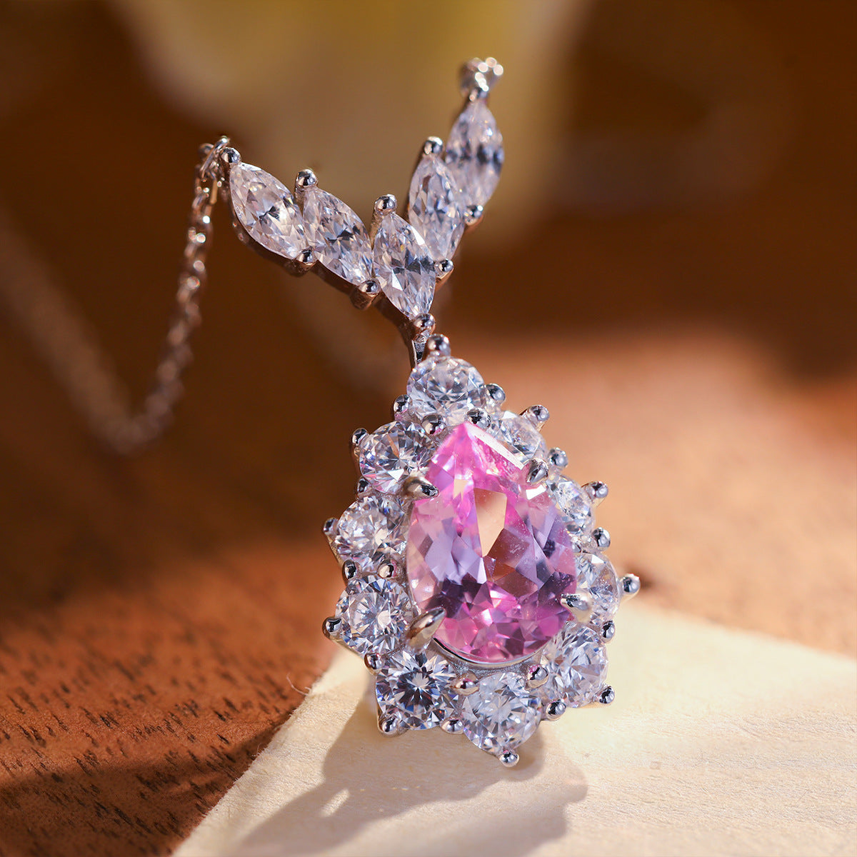 Pink Pear-Cut Pendant Necklace for Women, Leaf-Inspired Collar Chain, Elegant Gift Jewelry product image