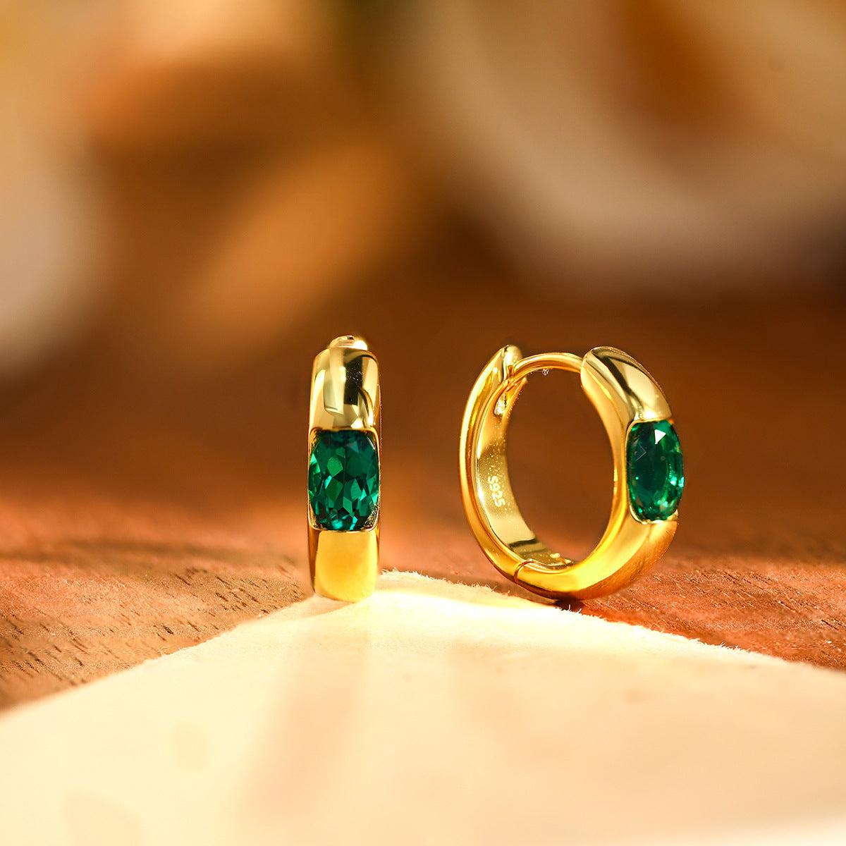 Classic Retro Green Oval Hoop Earrings, S925 Gold-Tone Lab-Grown Emerald product image