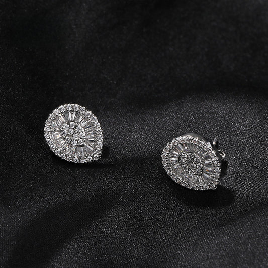 Unisex Teardrop Stud Earrings – Gold Plated or Silver Plated Copper Statement Earrings with Crystal Shine