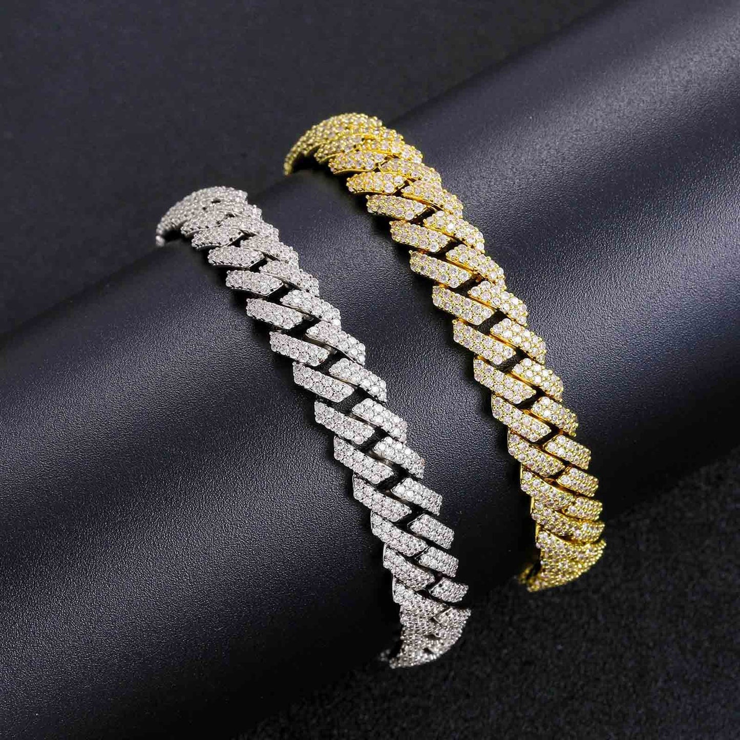 Light Luxury Four Leaf Clover Floral Cubic Zirconia Bracelet for Men