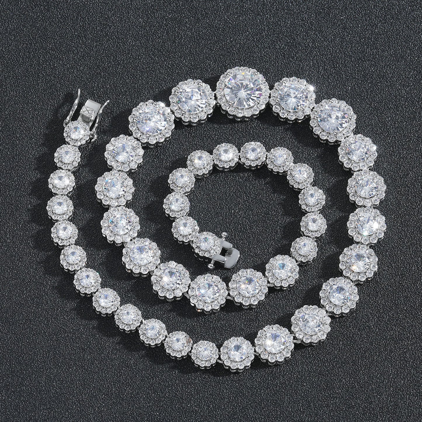 Hip Hop Star Eye Cuban Link Cubic Zirconia Necklace for Men
