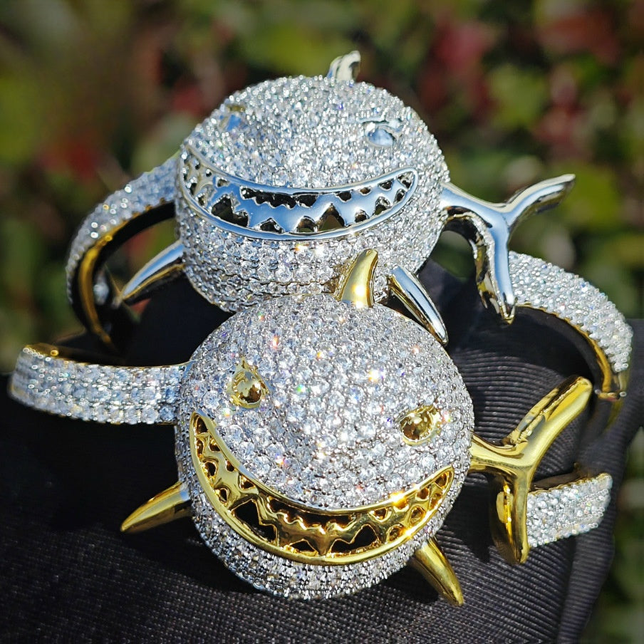 Iced Out Shark Bracelet for Unisex