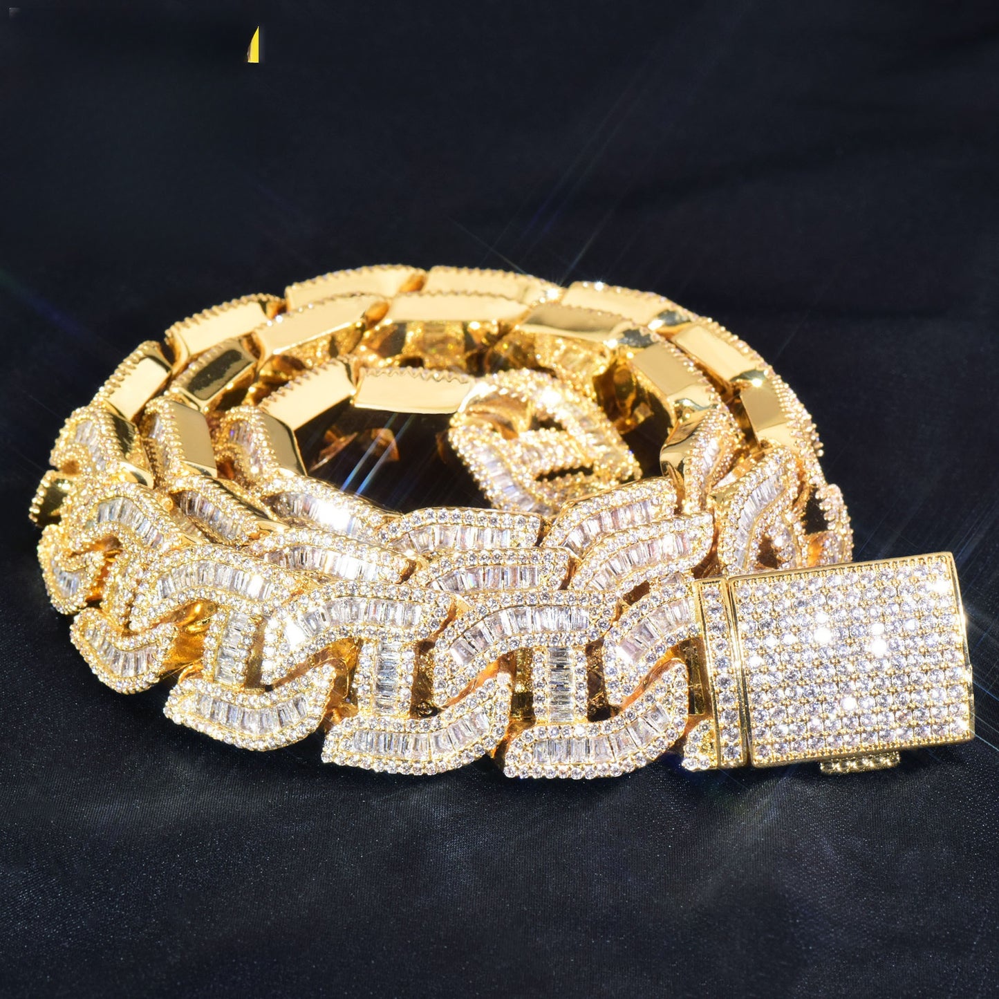 Iced Out Cuban Link Necklace for Men