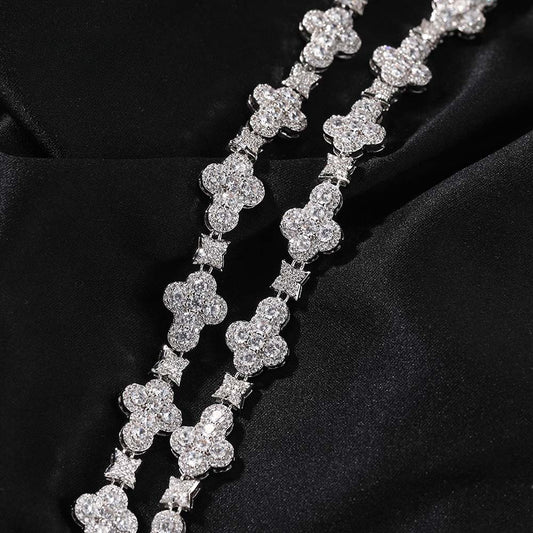 Iced Geometric Line Necklace for Women & Men - Cubic Zirconia Hip Hop Statement Chain in Gold or Silver, 16/18/20 Inch