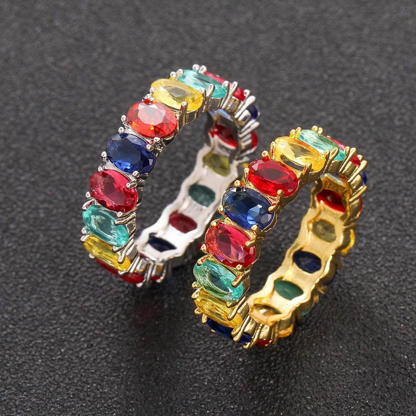Vintage Light Luxury Oval Cubic Zirconia Ring for Men and Women