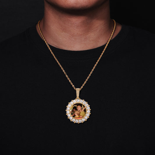 Round Photo Frame Pendant Necklace with Cubic Zirconia Accent Chain alternate product image