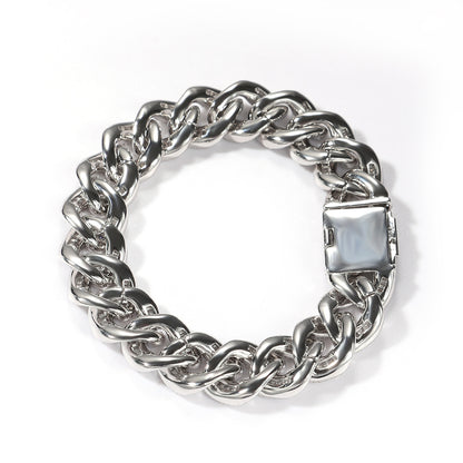 Iced Out Cuban Link Bracelet with Cubic Zirconia – Unisex Statement Chain Bracelet in Gold or Silver, 7 Inch & 8 Inch
