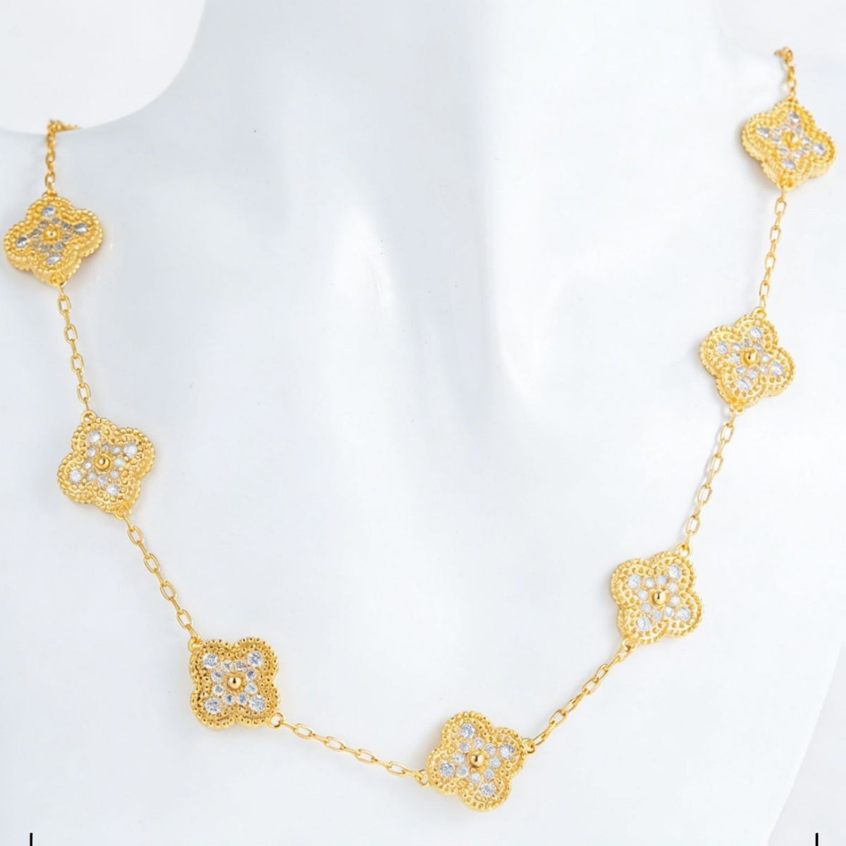 Clover Bracelet for Women product image