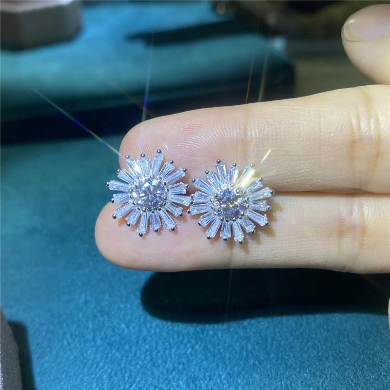 S925 Daisy Moissanite Stud Earrings with 18K Gold Plating product image