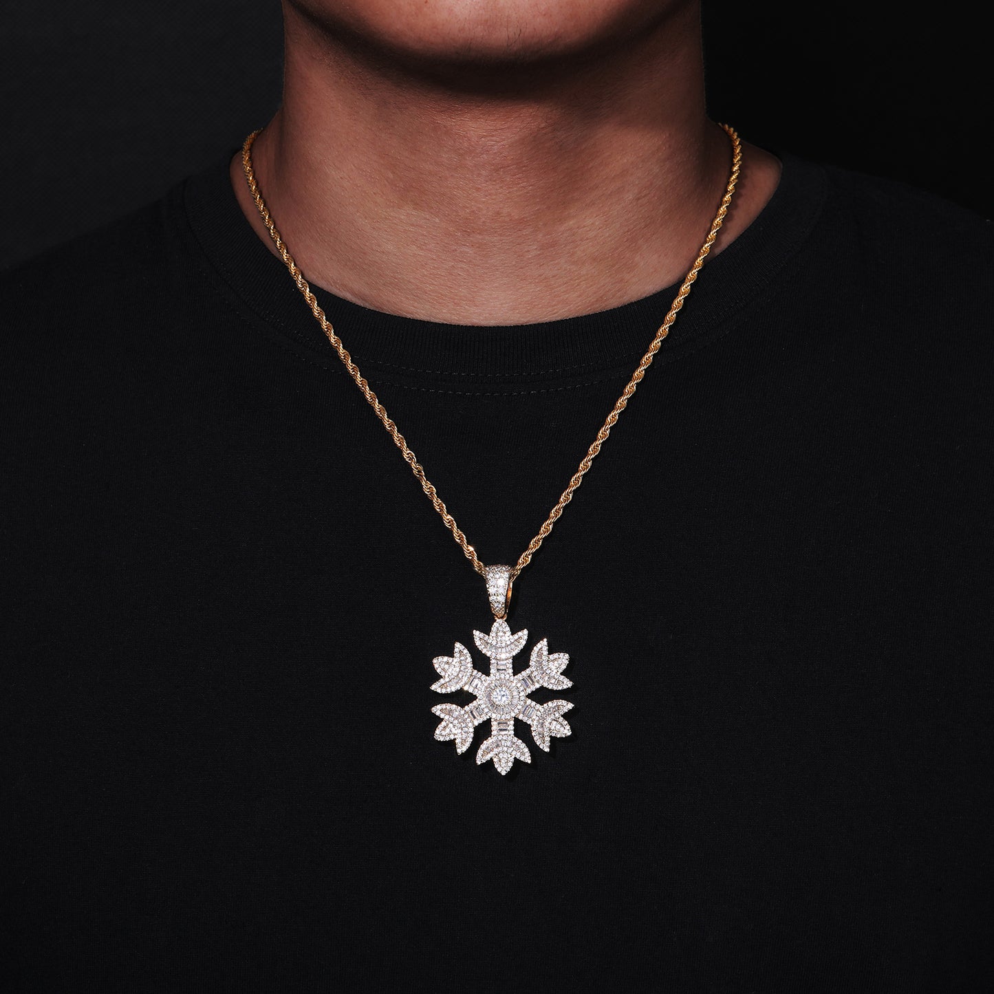 Iced Out Snowflake Pendant Necklace, Rope Chain, Zircon Hip Hop Jewelry product image