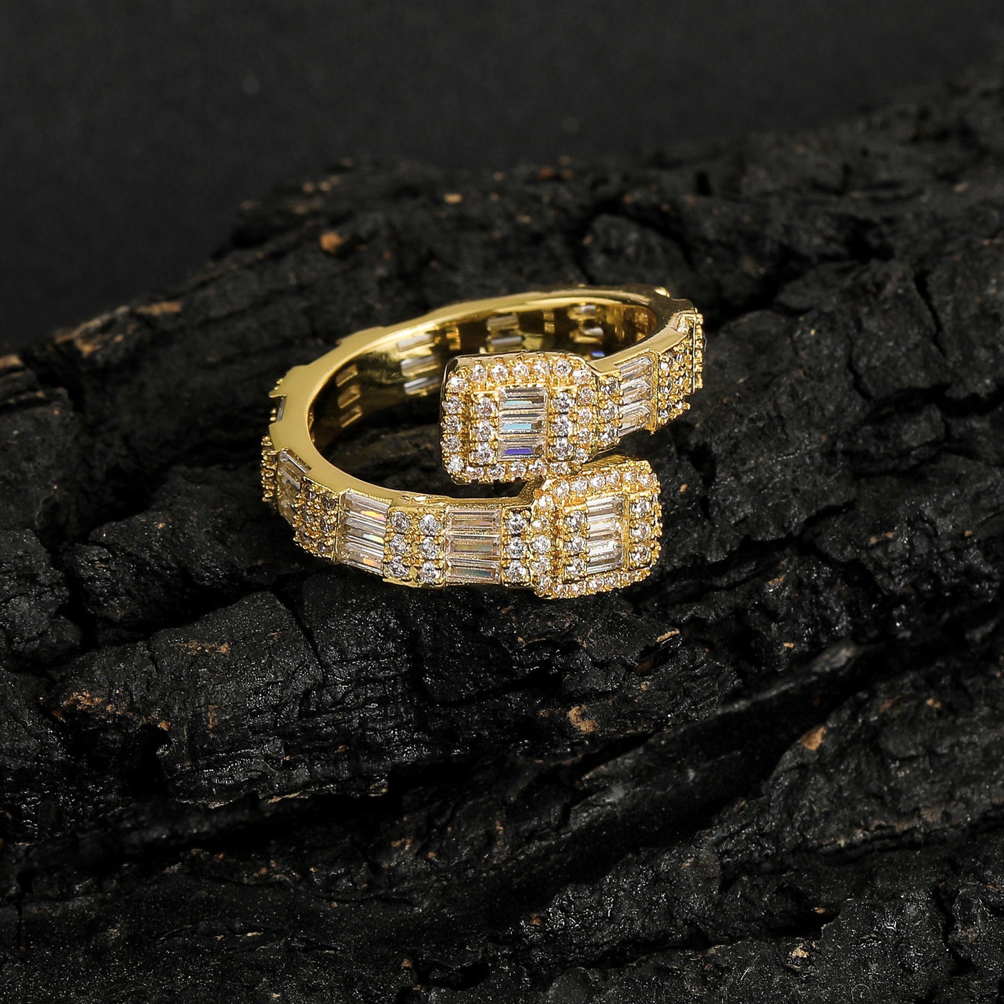 Hip Hop Light Luxury Square Cubic Zirconia Ring for Men and Women
