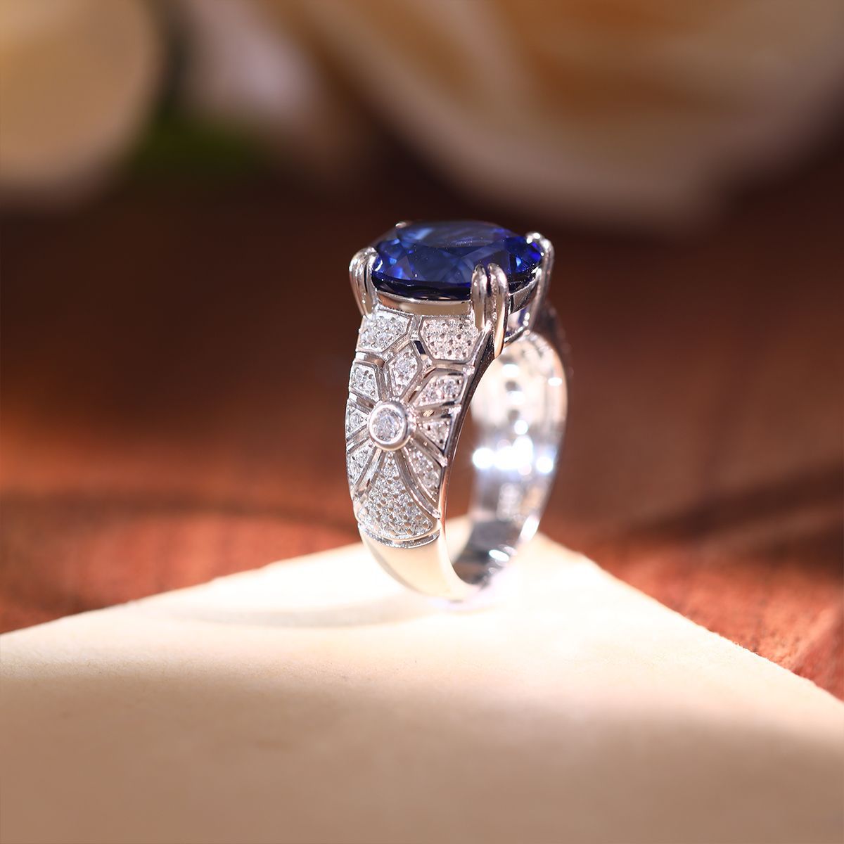Blue Sapphire Ring for Women, Oval Cut Lab-Grown Royal Blue Ring product image