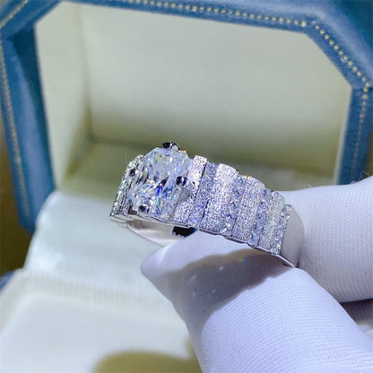 2 Carat Radiant Cut Moissanite Ring for Men in PT950, D Color VVS1 U-Shape Band