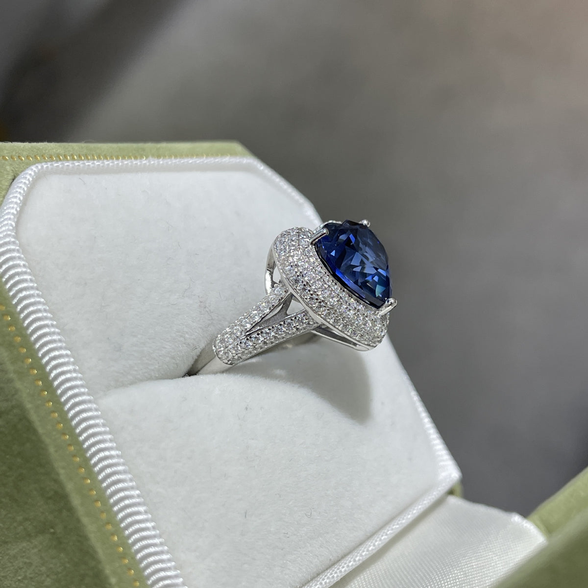 Blue Heart Halo Promise Ring, S925 Sterling Silver 18K Gold Plated Ring for Women product image