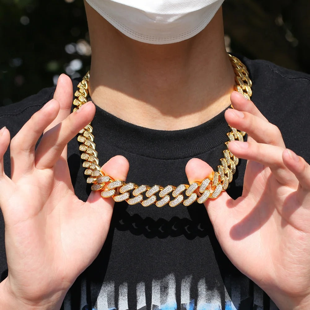 Iced Cuban Link Chain Bracelet for Women & Men – Gold, Silver, Rose Gold Micro Paved Statement Bracelet