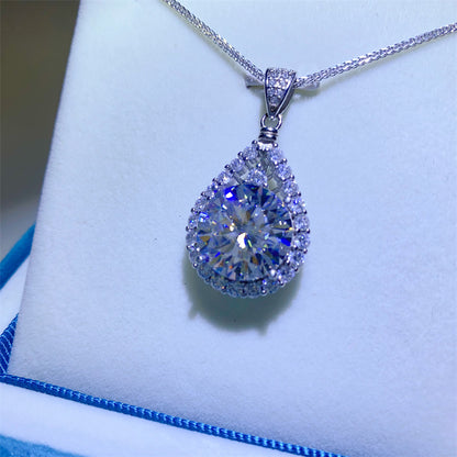 Teardrop Moissanite Pendant Necklace Halo Drop Clavicle Chain for Evening Wear