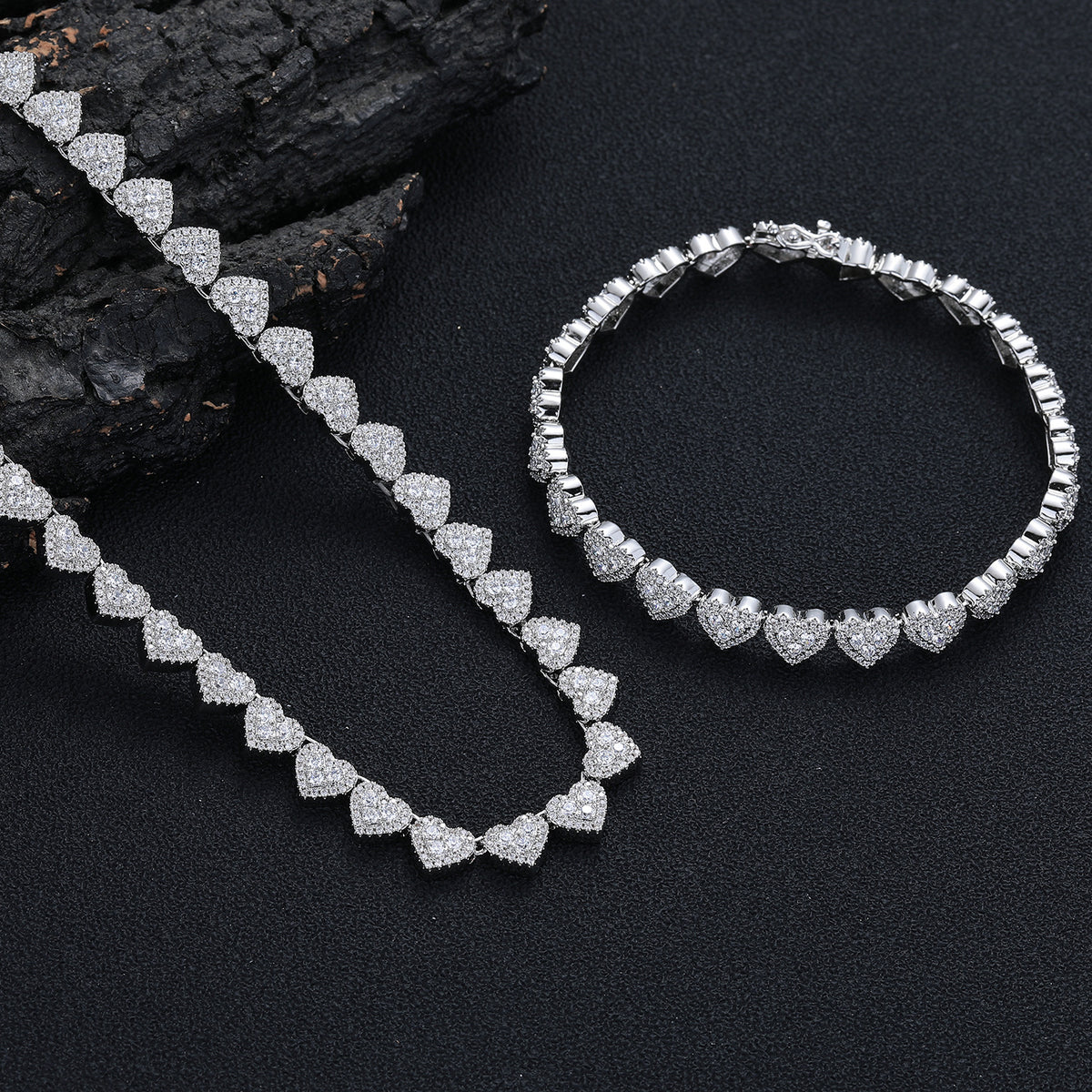 Heart Tennis Chain Necklace/Bracelet, Cubic Zirconia Heart Pendant, 8mm Unisex product image