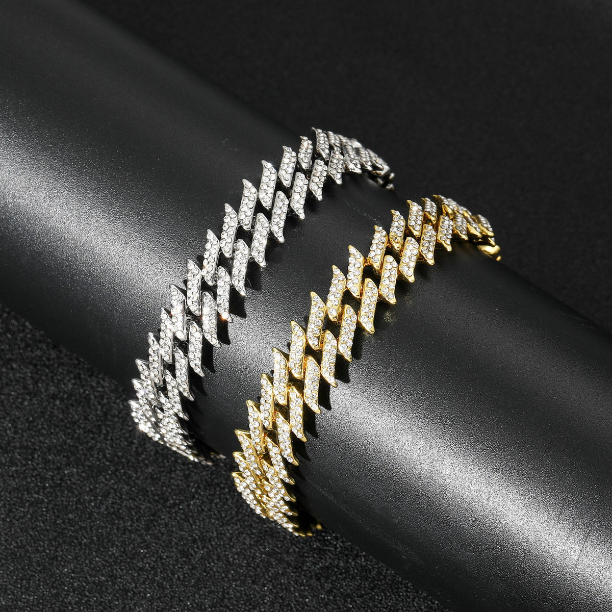 Hip Hop Punk Cuban Link Alloy Bracelet for Men product image