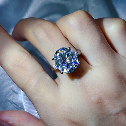 Oval Moissanite Ring for Women, 3 Carat Lace-Style Engagement Ring with Side Accent Stones