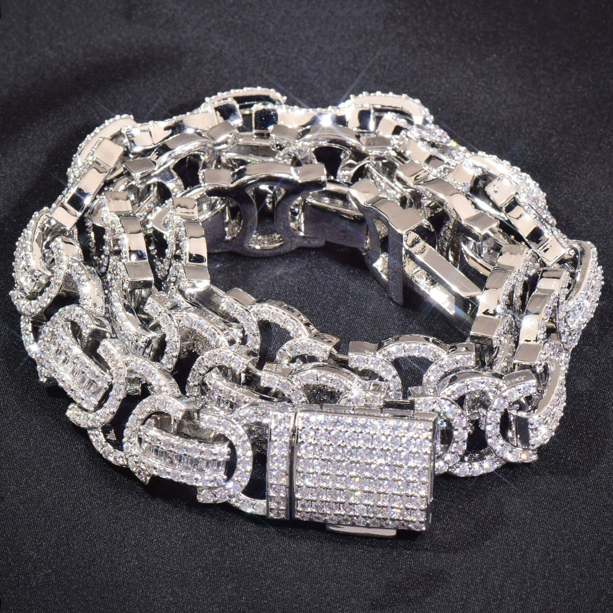 Iced Out Hip Hop Chain Necklace product image