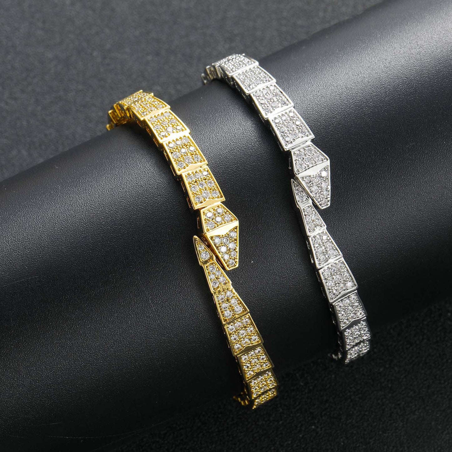 Light Luxury Snake Cubic Zirconia Bracelet for Men and Women