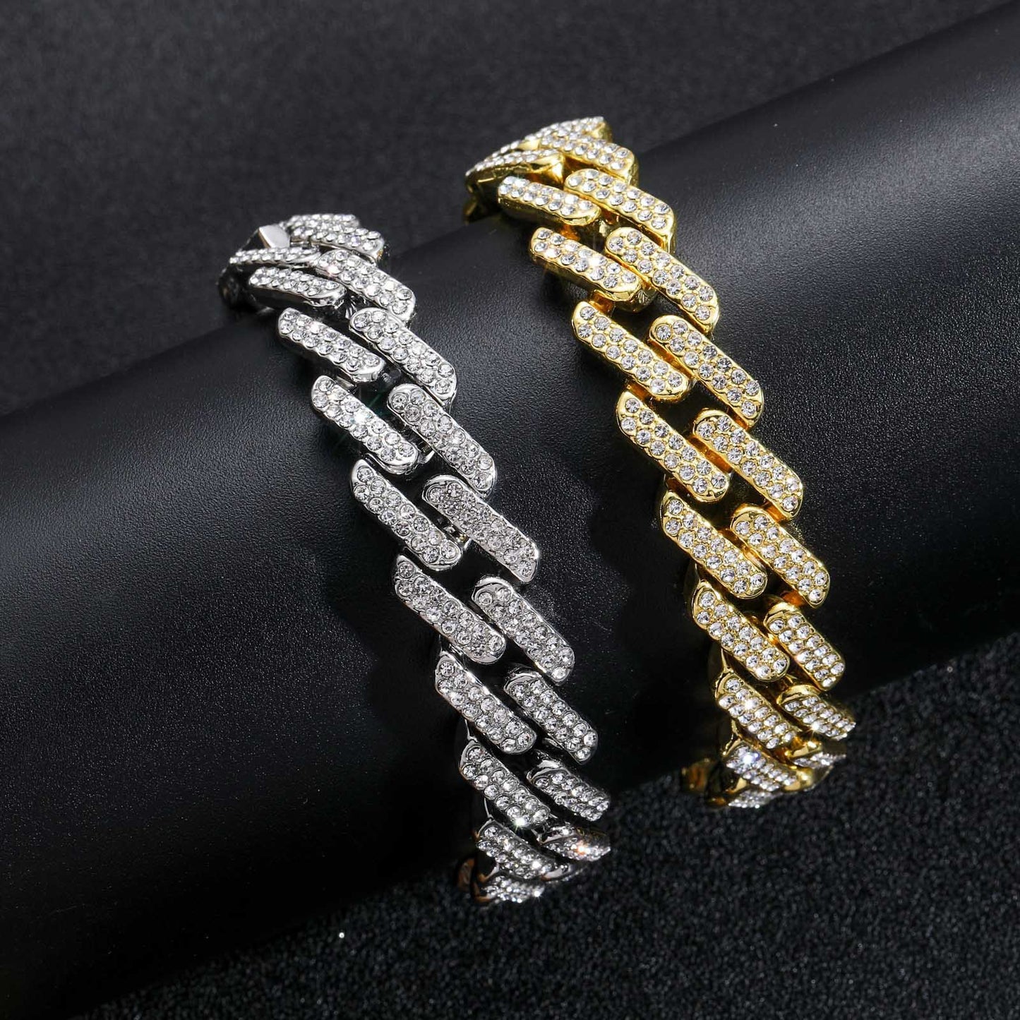 Light Luxury Cuban Link Alloy Necklace for Men