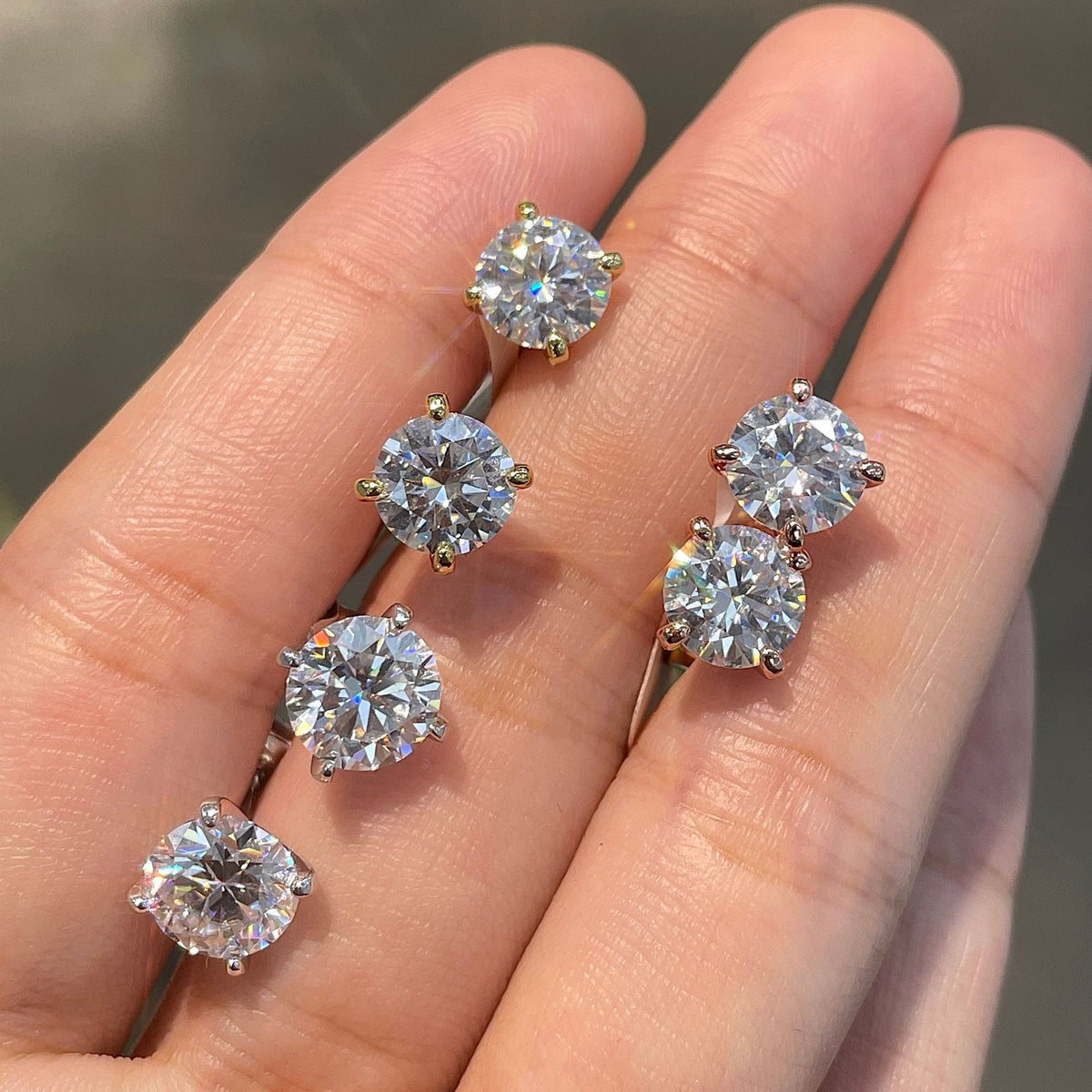 Moissanite Stud Earrings for Men and Women, 4-Prong Round Cut S925 Silver 18K Gold-Plated Earrings, 1ct 1.5ct 2ct 3ct product image
