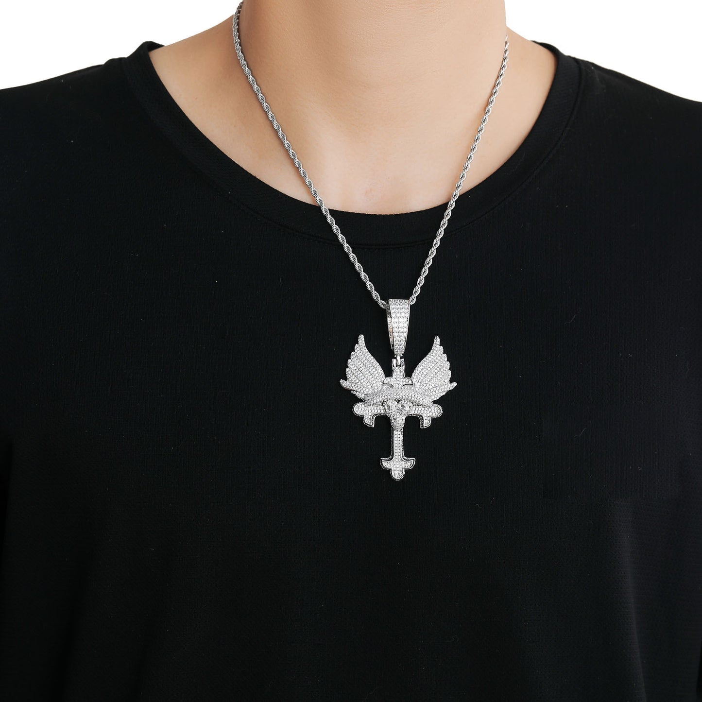 Hip Hop Punk Butterfly Cubic Zirconia Pendant Necklace for Men and Women