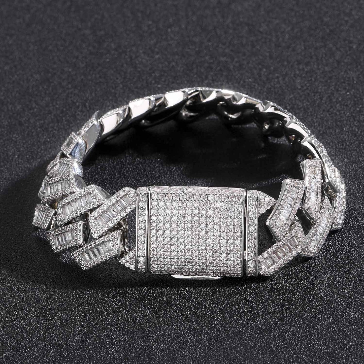 Hip Hop Diamond Shape Cuban Link Cubic Zirconia Bracelet for Men