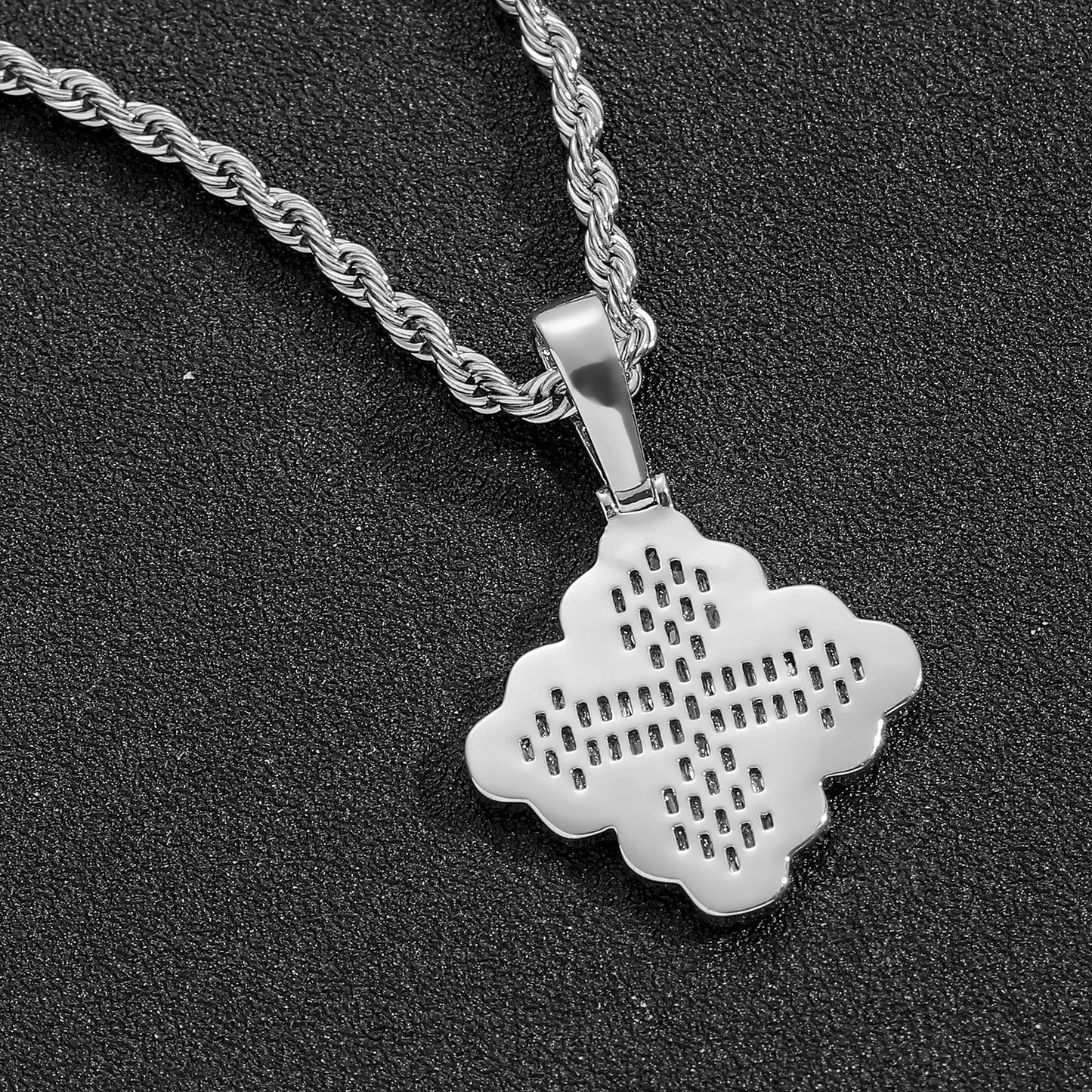 Hip Hop Light Luxury Four Leaf Clover Cross Copper Necklace for Men and Women
