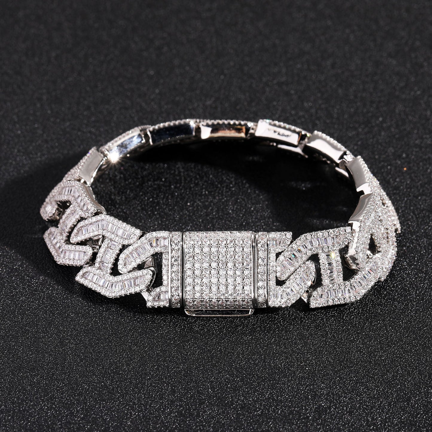 Hip Hop Minimalist Diamond Shape Cuban Link Cubic Zirconia Bracelet for Men