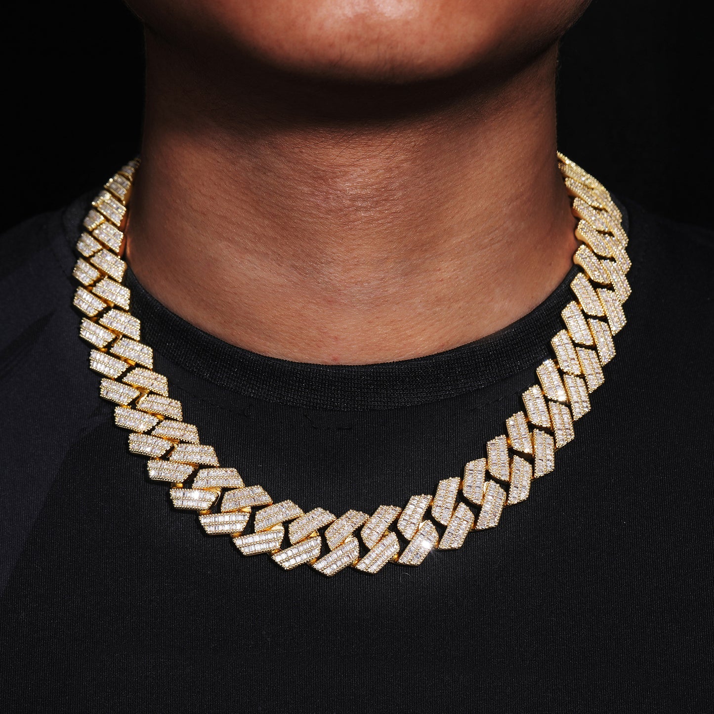 Iced Out Cuban Link Bracelet, Geometric Zircon Hip Hop Chain for Men and Women, White-Tone or Gold-Tone product image