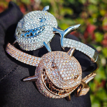Iced Out Shark Bracelet for Unisex