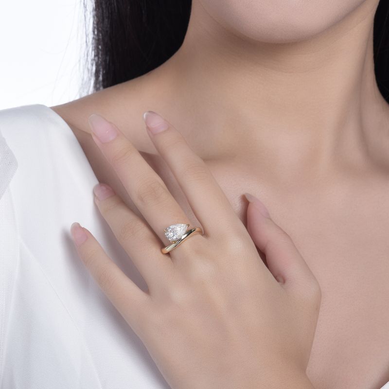 3 Carat Pear Moissanite Ring, S925 Sterling Silver 18K Gold-Plated Solitaire Ring for Women product image