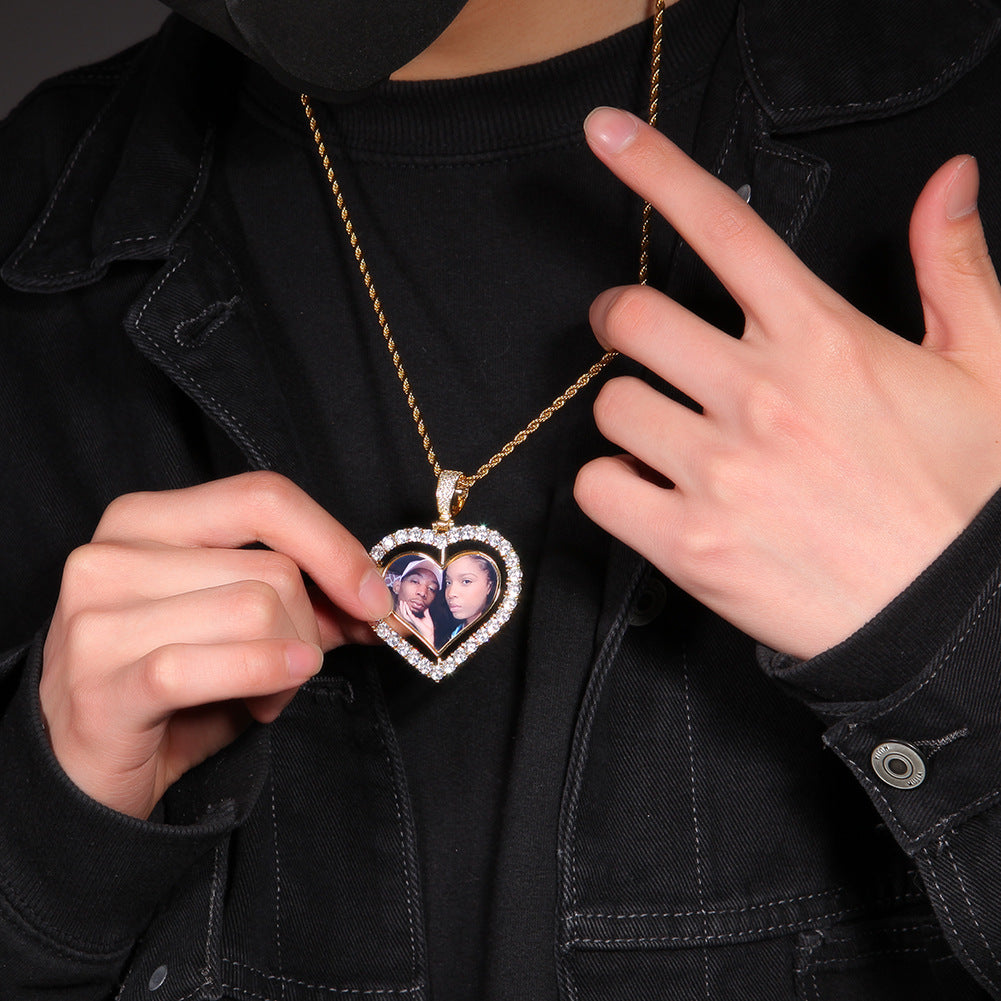 Rotating Heart Photo Pendant Necklace for Women – Gold Plated or Silver Plated Twisted Chain