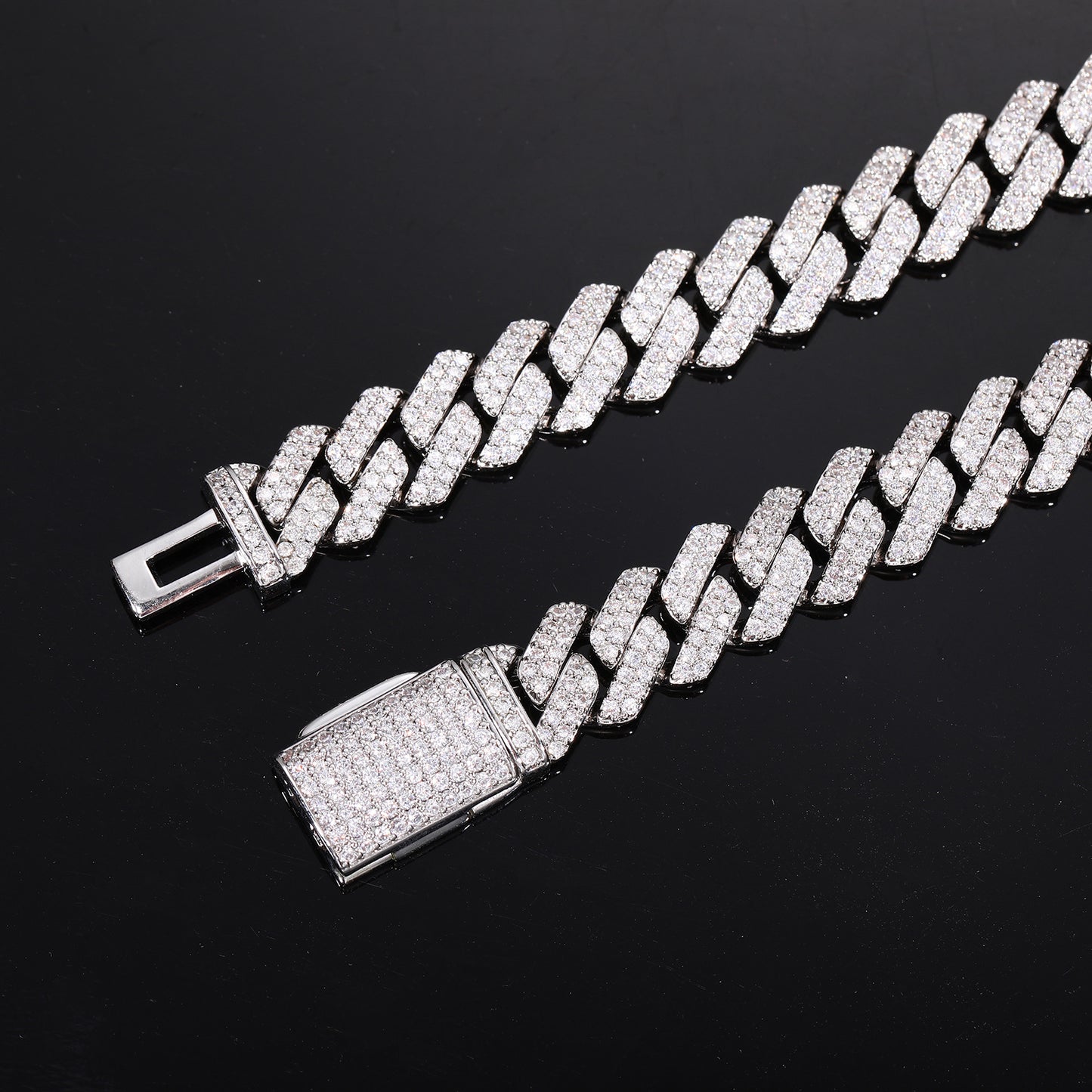 Iced Out Cuban Link Bracelet 10MM Unisex Copper Cubic Zirconia Hip Hop Chain Bracelet product image
