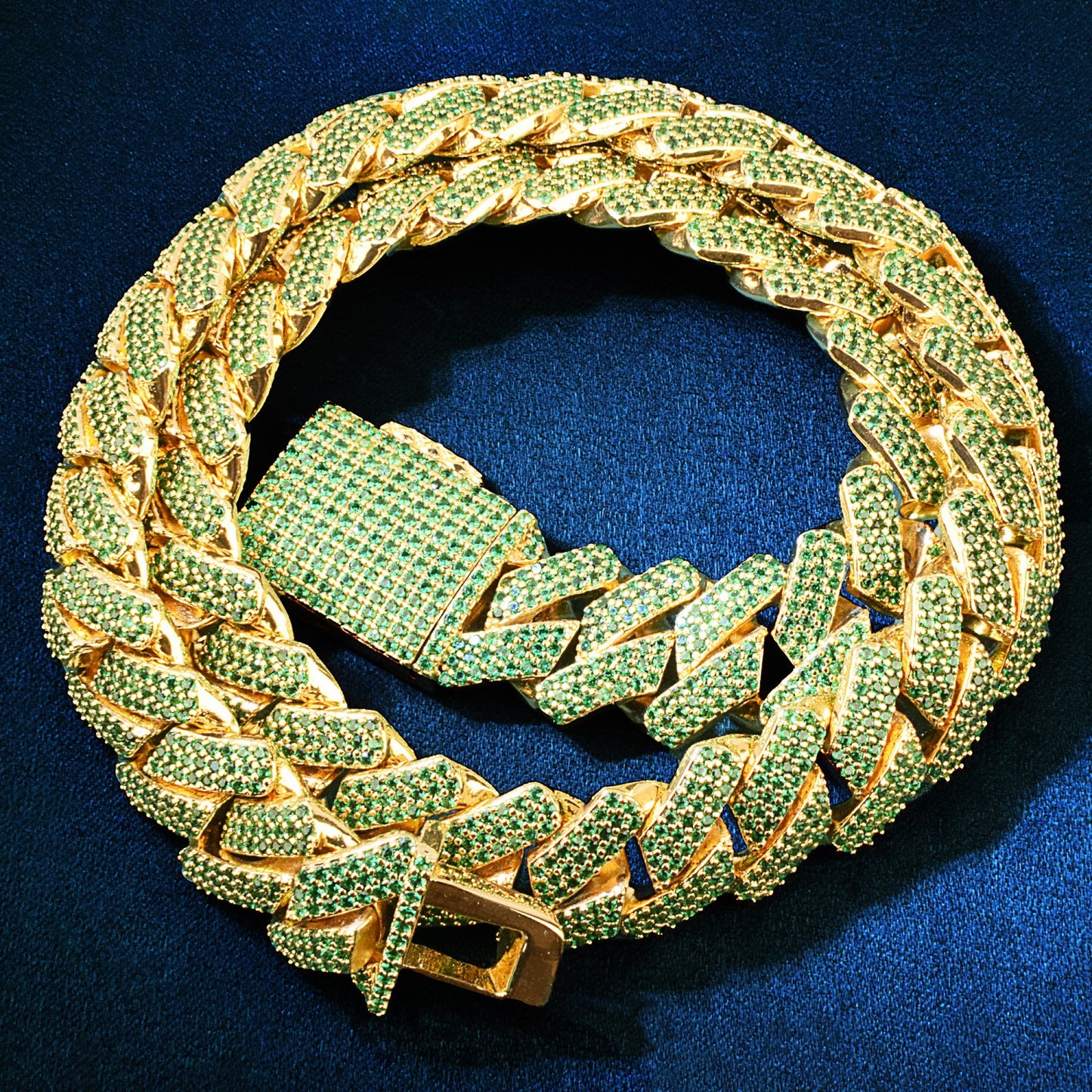 Iced Out Cuban Link Chain Necklace for Men Unisex Hip Hop