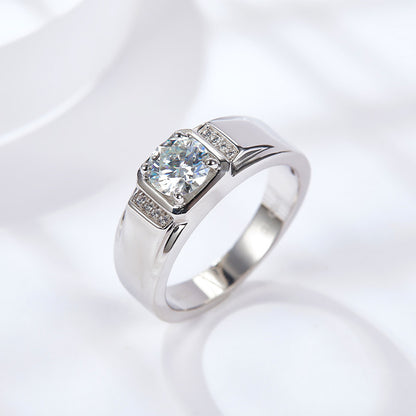 Men’s 1 Carat Moissanite Ring, 18K Gold Plated Wedding Band with Round Center Stone and Side Accents