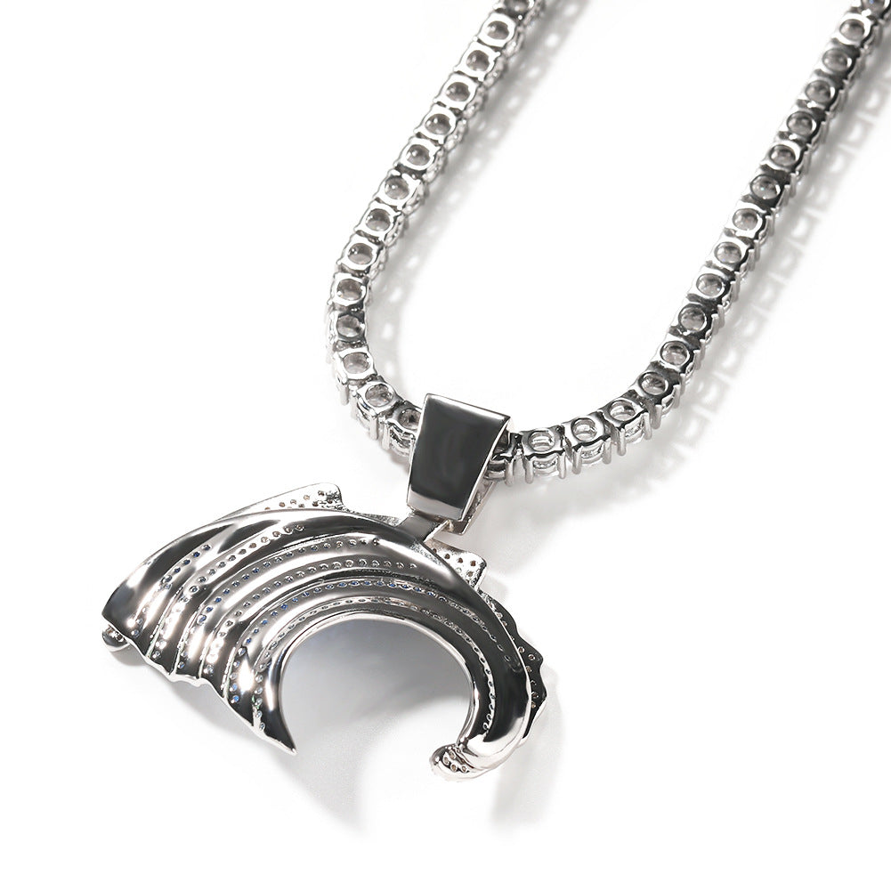 Iced Wave Pendant Necklace with Twisted Chain for Women – Hip Hop Statement Cubic Zirconia Chain in Gold or Silver