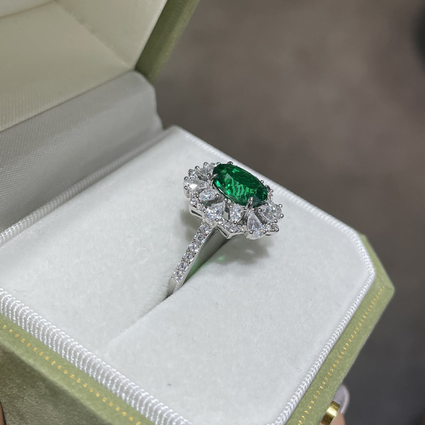 Green Halo Ring for Women, Oval Green Gemstone Promise Ring, S925 Silver product image