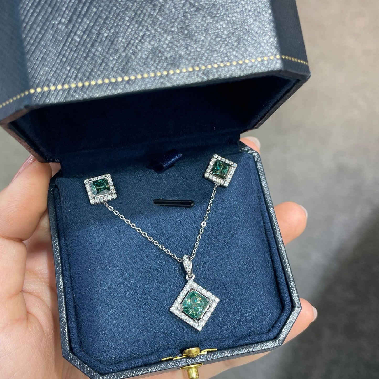 925 Silver Moissanite Geometric Pendant Necklace for Women product image